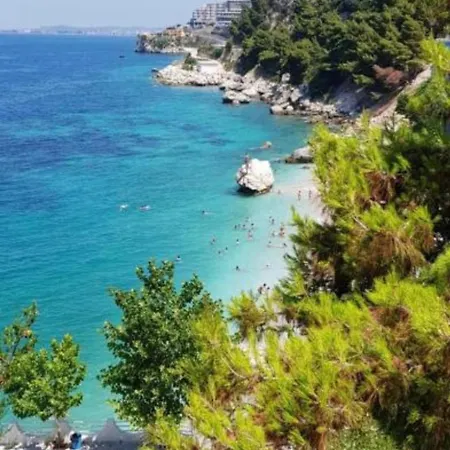 Star House 11 * Wlora