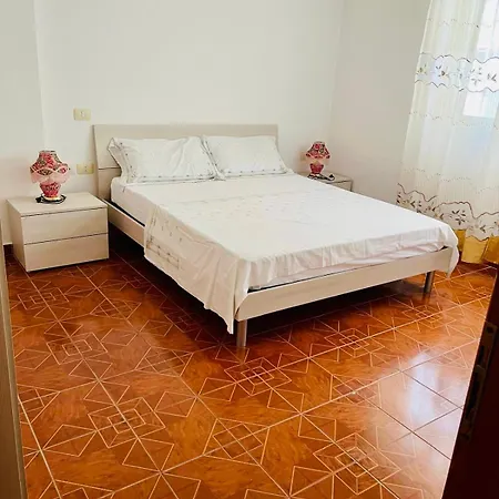 Apartment Ylli Lungomare Nr 11